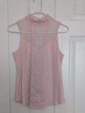 Express Lace-Back Sleeveless Camisole in Blush Pink